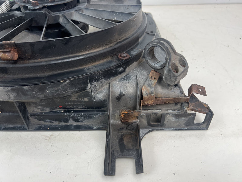 1998-2000 Volvo S70 V70 XC Front Radiator Cooling Fan 9445435 OEM #6900EM