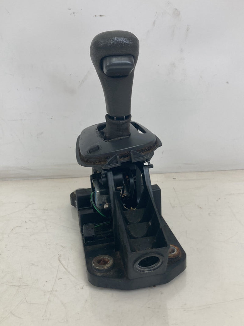 1998-2000 Volvo V70 S70 Automatic Shifter Assembly OEM #5223M