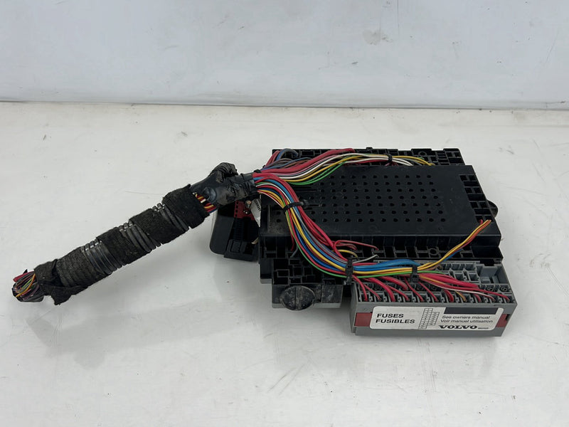 2004-2007 Volvo S60R V70R Cabin Relay Fuse Box Module 8622520 OEM #5781EM