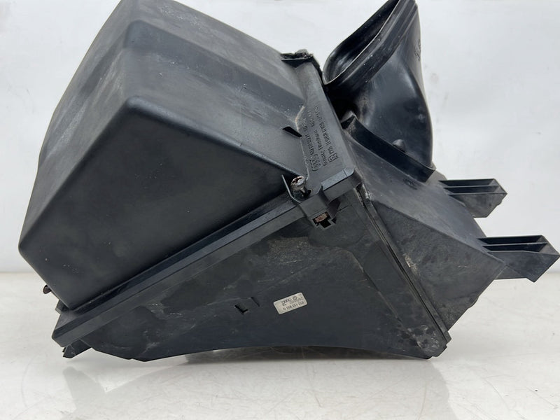 1996-2003 Audi S8 D2 A8 Air Cleaner Filter Housing Box 077133837 OEM #6385EM