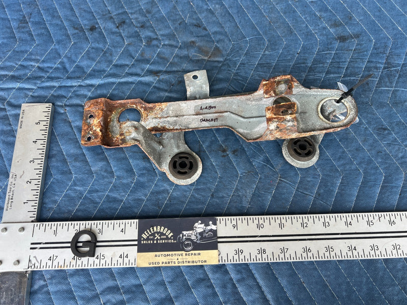 1989-1995 Volvo 740 940 Sedan Air Box Housing Bracket Brace Mount OEM #3702EM