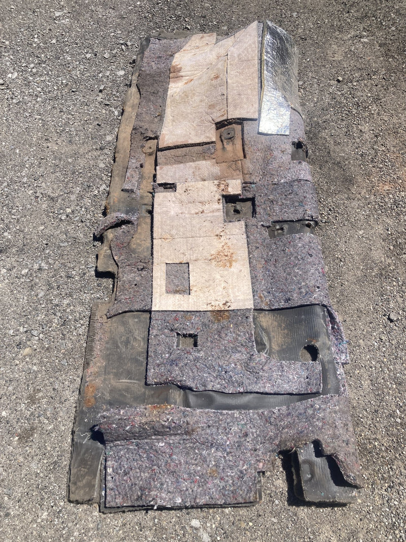 1996-1999 Chevy Silverado GMT800 Extended Cab Carpet Gray 15732515 OEM #4715M