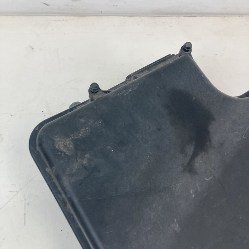 2001-2005 Volkswagen Passat Air Intake 3B1 819 640 OEM #5536M
