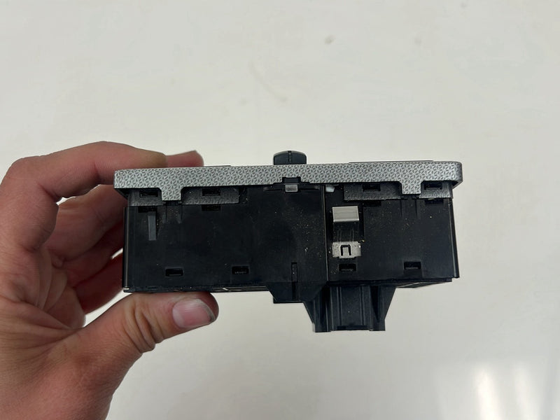 2012 Chevrolet Captiva Sport - Headlight Switch PN: 20785456