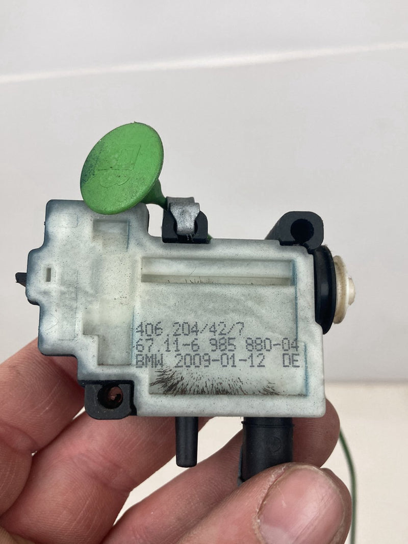 2009 BMW 328i E90 Fuel Door Release 6985880 OEM