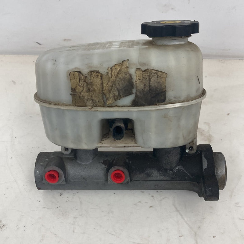 2007-2014 Chevrolet Silverado GMT900 Master Cylinder 18045894 OEM #5363M