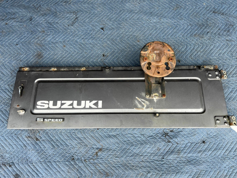 1985-1988 Suzuki Samurai SJ413 Lower Tailgate 67700-80060 OEM