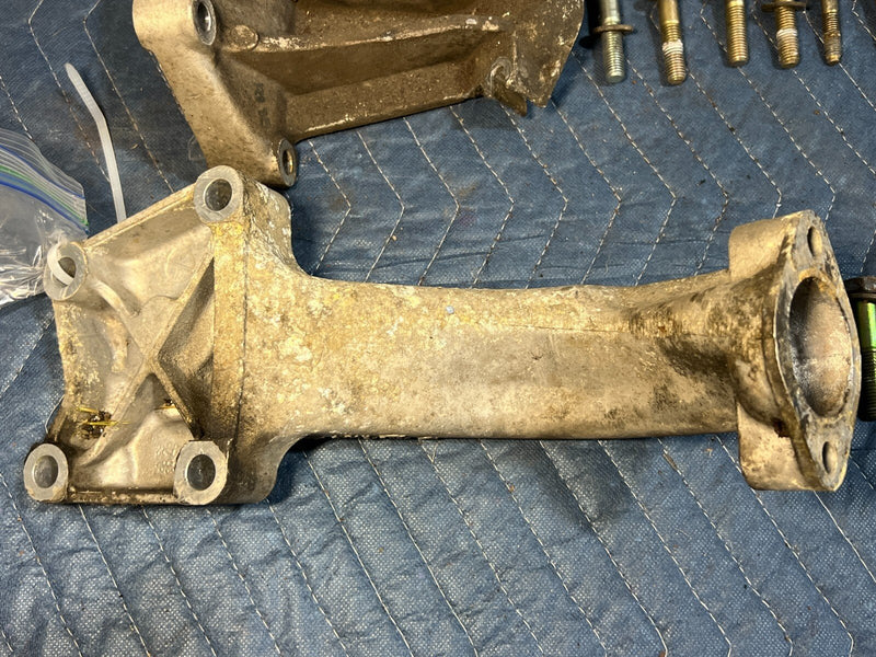 1983-1985 Porsche 944 Right & Left Motor Mount Frame Bracket Support OEM #2516EM
