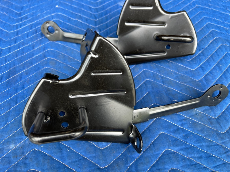 2011-2013 BMW X5 X5M E70 Rear Right & Left Seat Catch Bracket Support OEM#2051EM