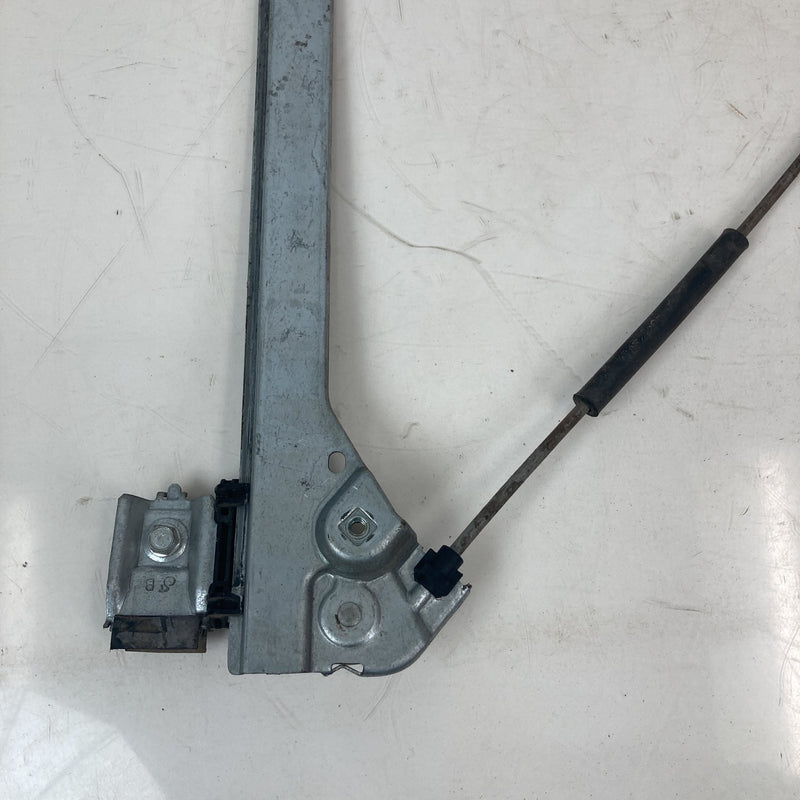 2014-2020 Chevrolet Silverado 1500 Front Right Window Regulator OEM #5575M