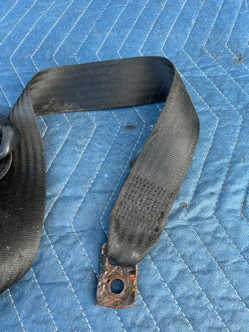 1986-1993 Volvo 240 244 Sedan Front Driver Left Seat Belt Retractor OEM #4194EM