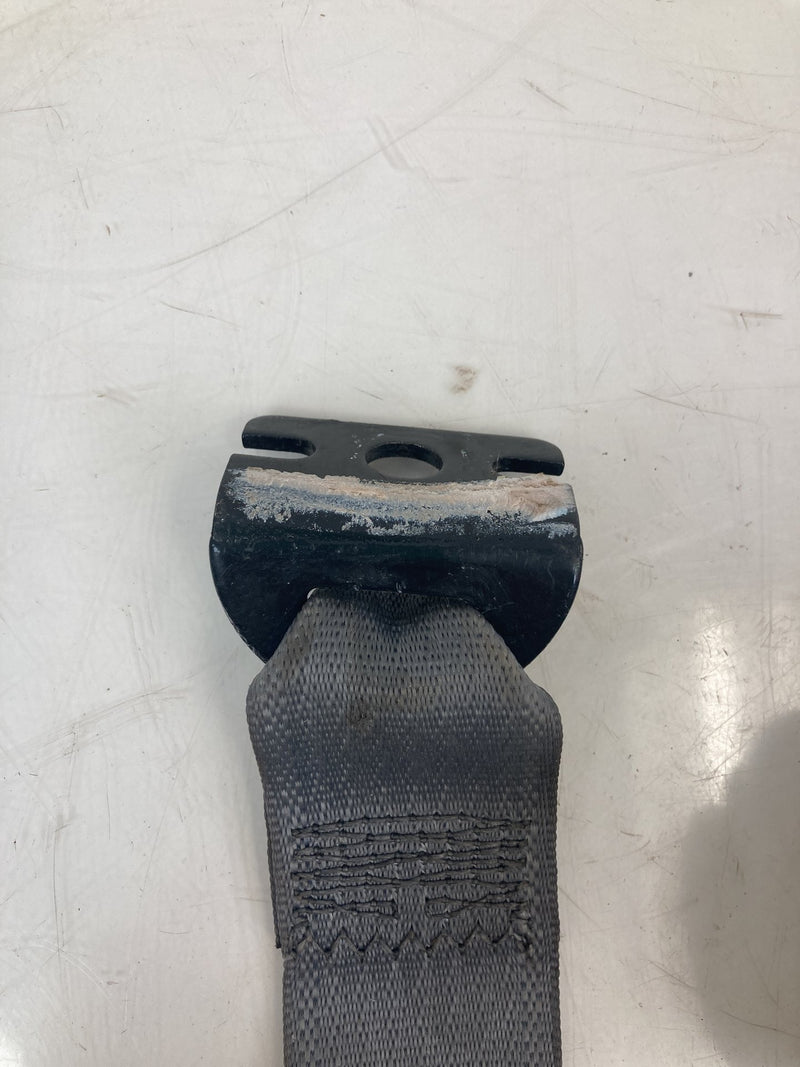2014-2018 Chevrolet Silverado GMT900 Seat Belt Rear Right 19301676 OEM #5616M