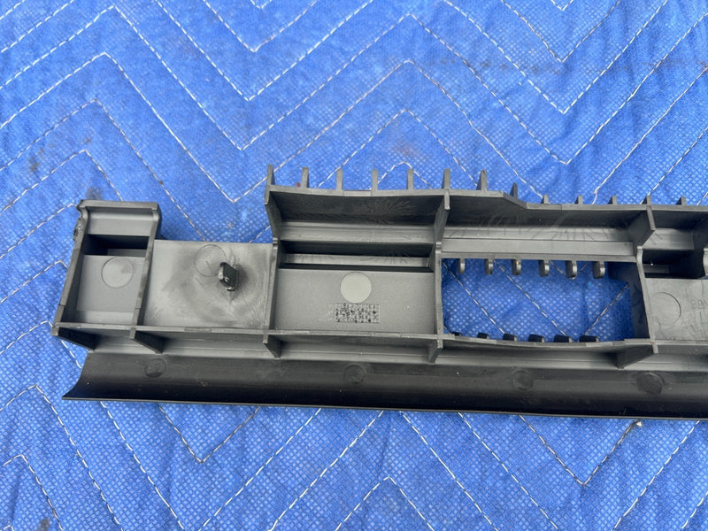 2005-2011 Audi A6 Front Driver Left LH Door Sill Scuff Plate Base OEM #3414EM