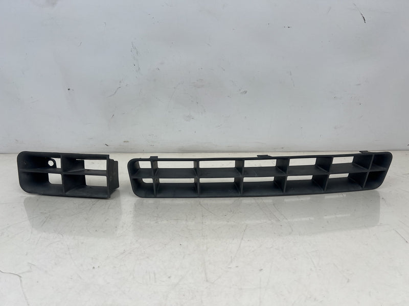 1998-2000 Volvo S70 V70 XC Lower Front Bumper Grille Pair 9190257 OEM #6881EM