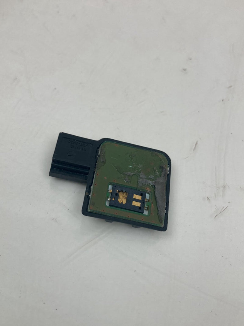 2009 BMW 328i E90- Fog Sensor PN: 6921750 11419110