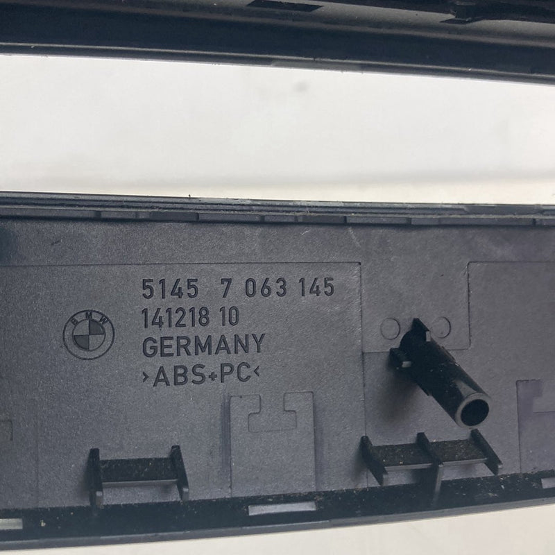 2003-2007 BMW 545i E60 HVAC Climate Control Assembly Switch 7063145 OEM #4932M