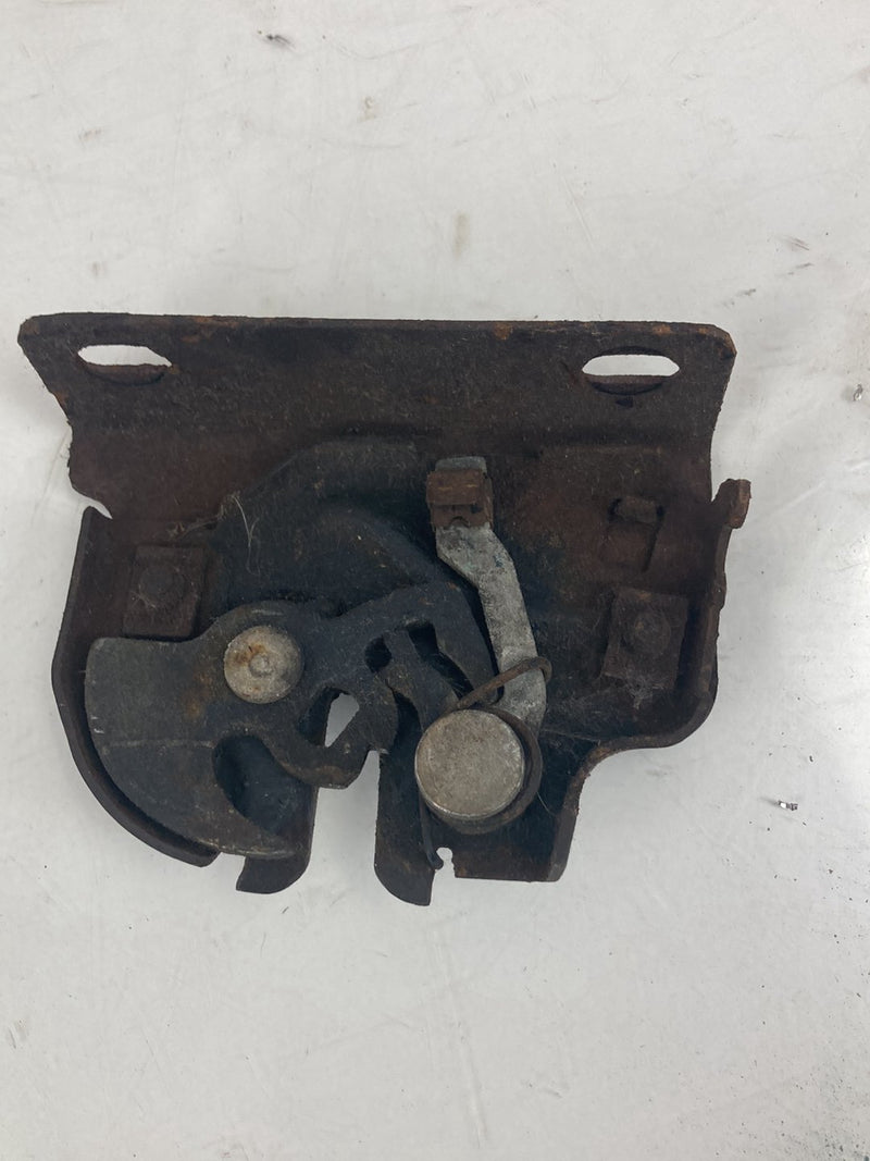 1995-1998 Chevrolet Silverado 2500 GMT400 Hood Latch OEM
