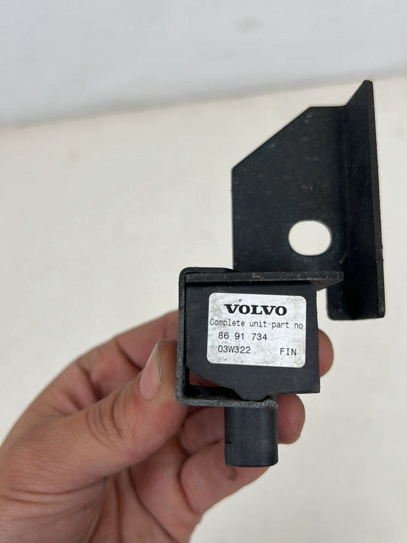 2004-2007 Volvo S60R V70R Crash Impact Sensor 8691734 OEM #5805EM