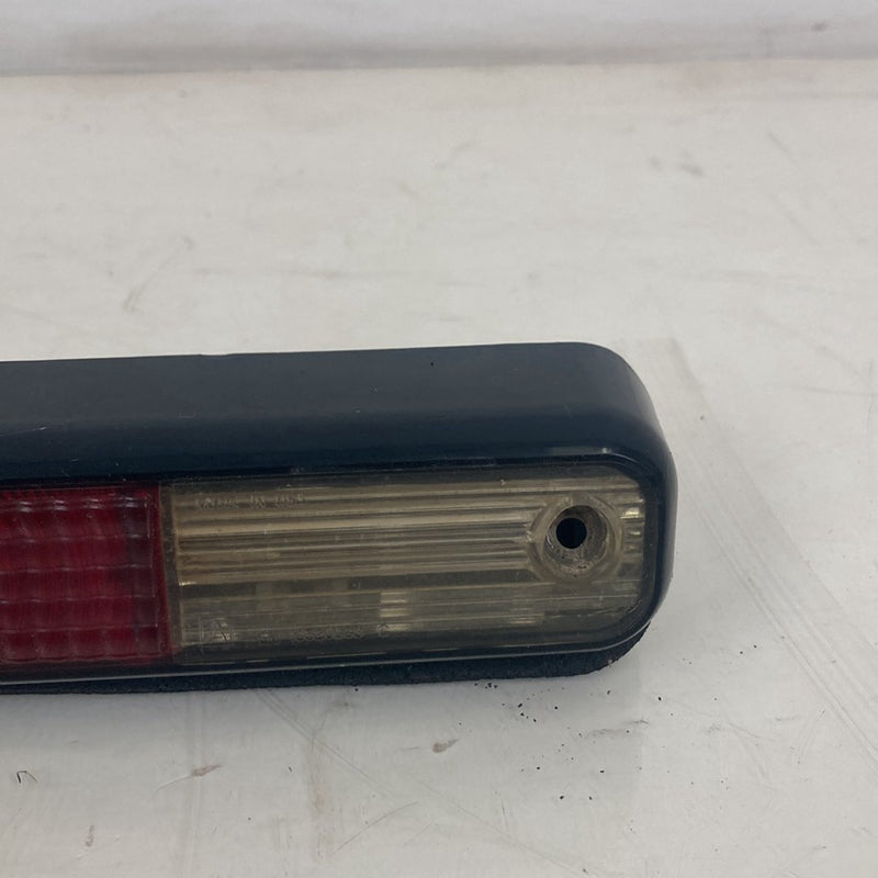 1995-1998 Chevrolet Silverado 2500 GMT400 Third Brake Light Center OEM