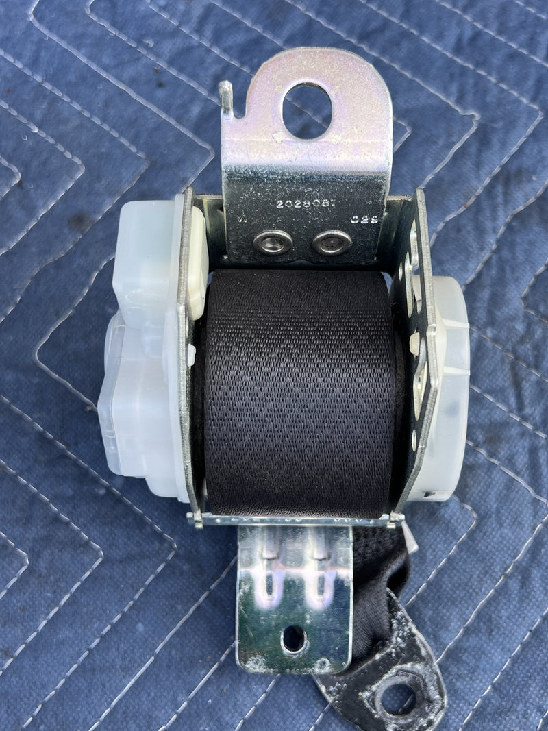 2006-2012 Mitsubishi Eclipse III Rear Seat Belt Buckle Set LH RH OEM #5012M