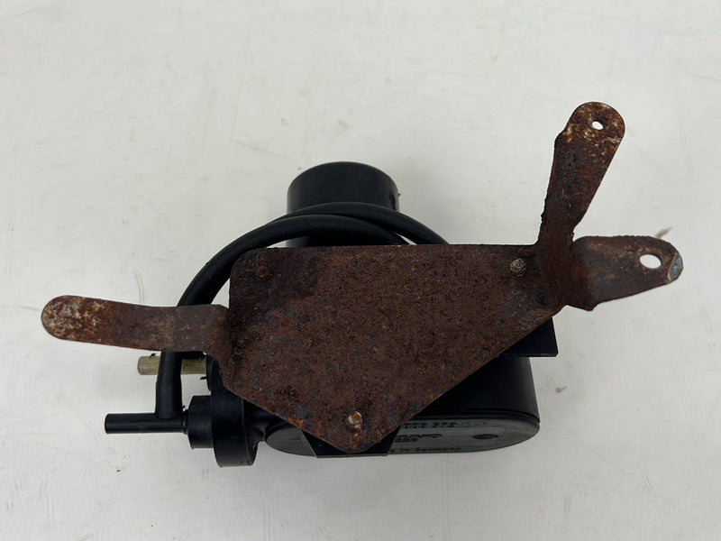 1990-1992 Volvo 740 745 940 Cruise Control Vacuum Pump 1273226 OEM #5911EM