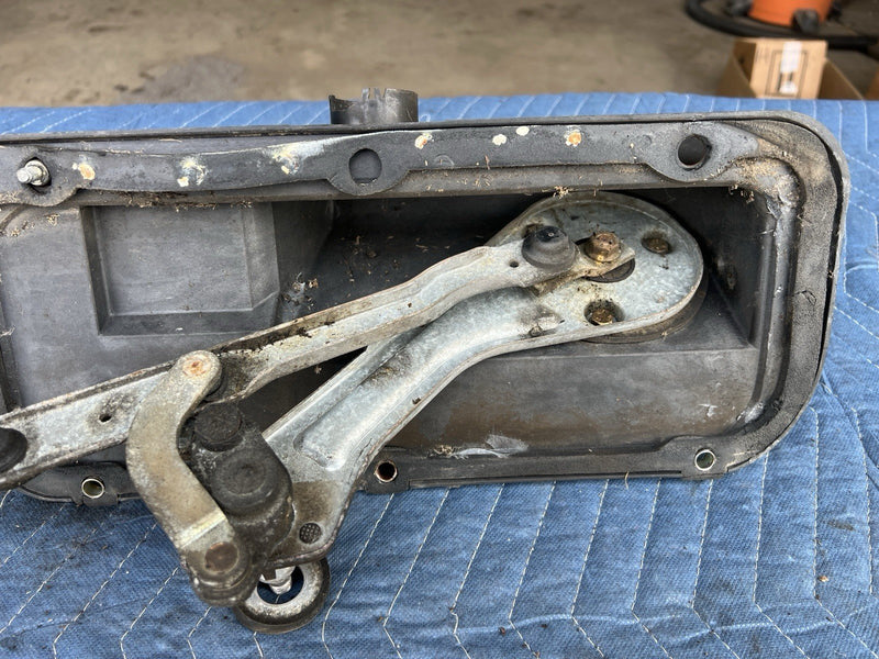 1998-2003 Jaguar XJR XJ8 X308 Windshield Wiper Motor & Transmission OEM #4736E