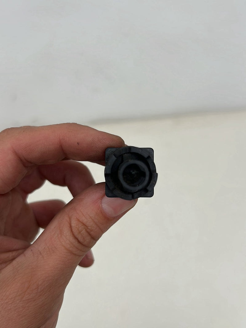 1993-1997 Volvo 850 Cabin Air Ambient Temp Sensor 9145736 OEM