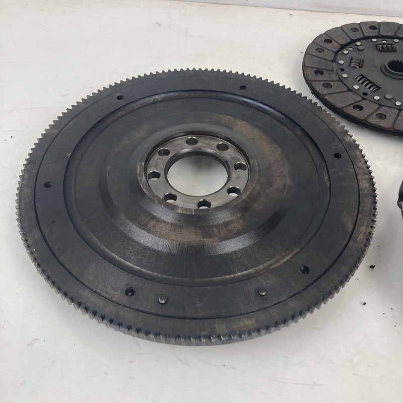 1981-1985 Volvo 240 245 Manual Clutch Assembly 322007516 OEM