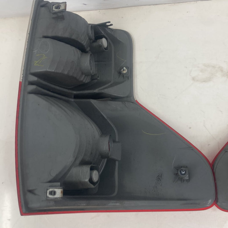 2007-2013 Toyota Tundra K50 Tail Light Pair 81560-0C090 81550-0C090 OEM #5310M