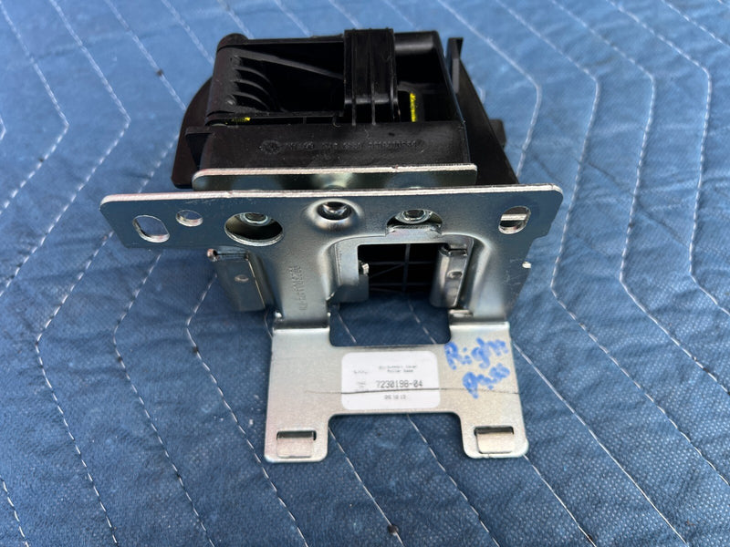 2011-2017 BMW X3 F25 Rear Left Right Retractable Cargo Cover Bracket OEM #2390EM