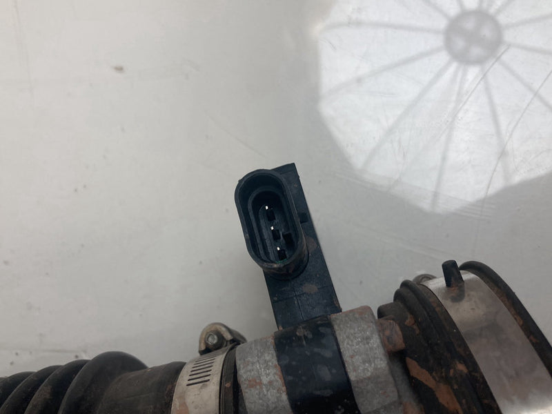 1996 Chevrolet Silverado GMT800 - Mass Air Flow Sensor