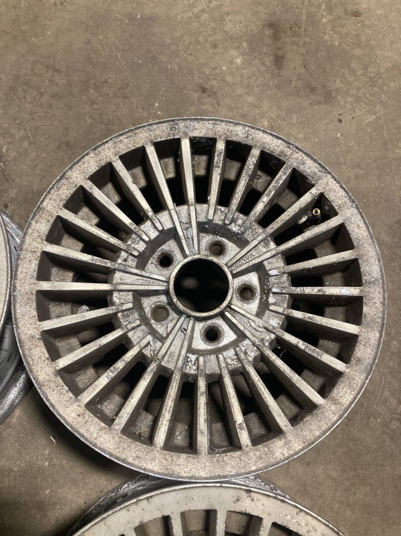 1981-1985 Volvo 240 245 Wheel Set Corona Alloy Turbine 1272200 OEM