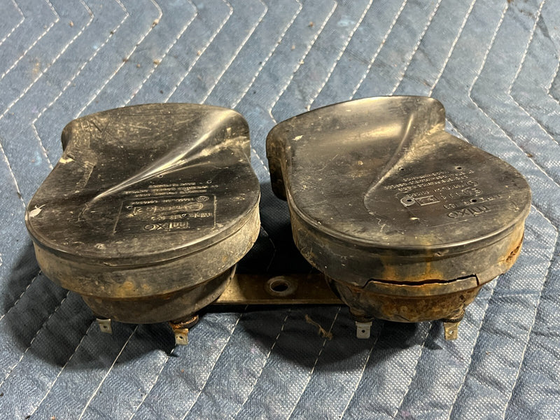 1983-1985 Porsche 944 Type TR129 High & Low Pitch Horn Signal Alarm OEM #2480EM