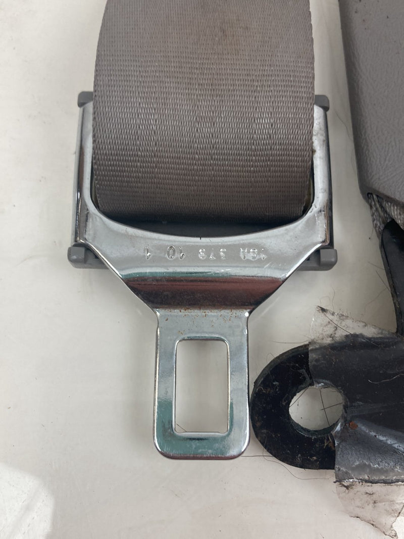 1996 Chevrolet Silverado GMT800 - Seat Belt PN: 15988414 9020