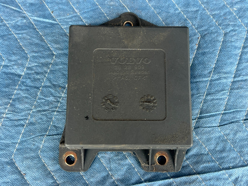 1992-1995 Volvo 940 740 Firewall Engine Bay Counter Weight Block OEM #3208EM