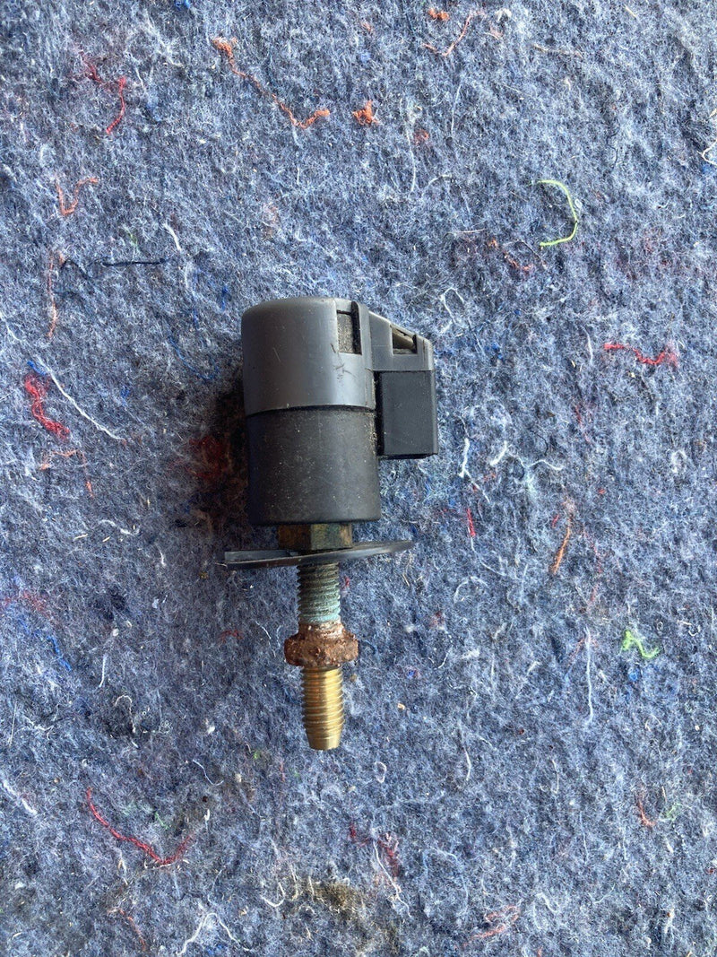 1986-1994 BMW 7 Series E32 Throttle Kick Down Switch E39 E34 1181103ï¿¼ OEM #1170M
