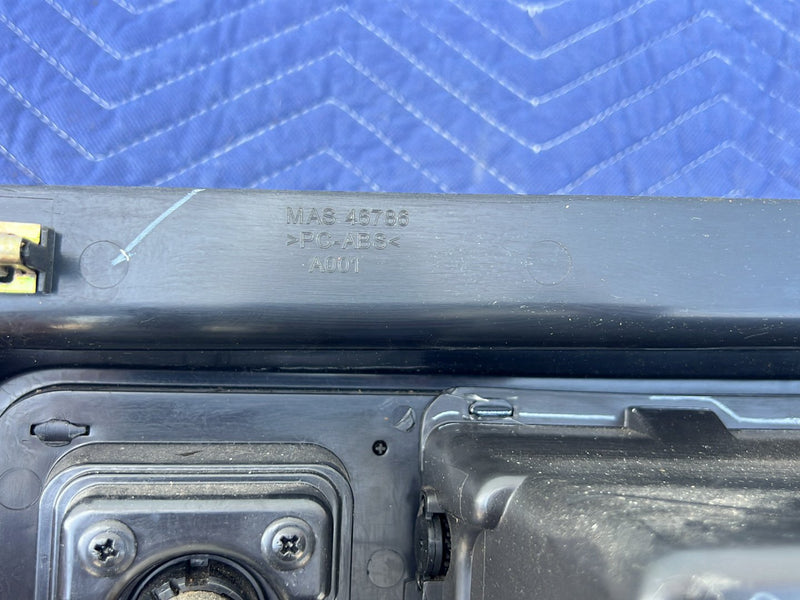 Chevrolet Silverado - Center Console Trim PN: 15179653 46786