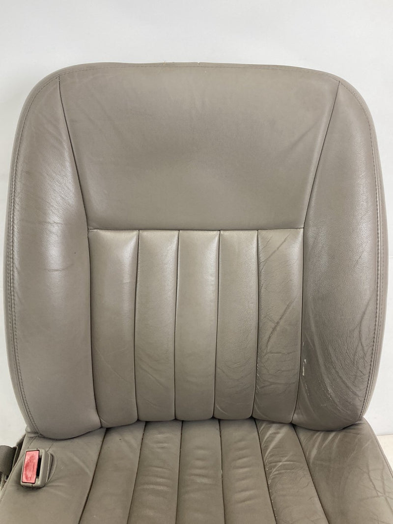 2002-2005 Lincoln Town Car Signature Seat Front Left Drivers Leather OEM #5230M