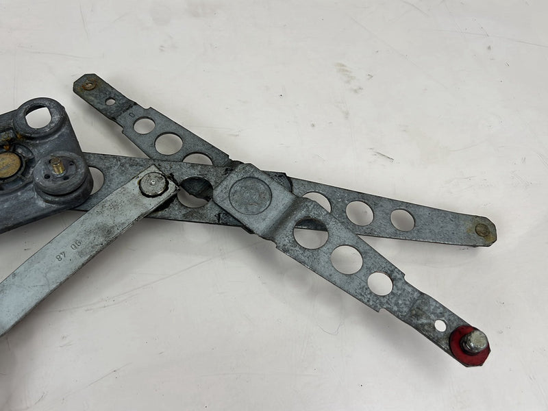 1986-1993 Volvo 240 244 Front Passenger Right Window Regulator 1315021 OEM #5570EM