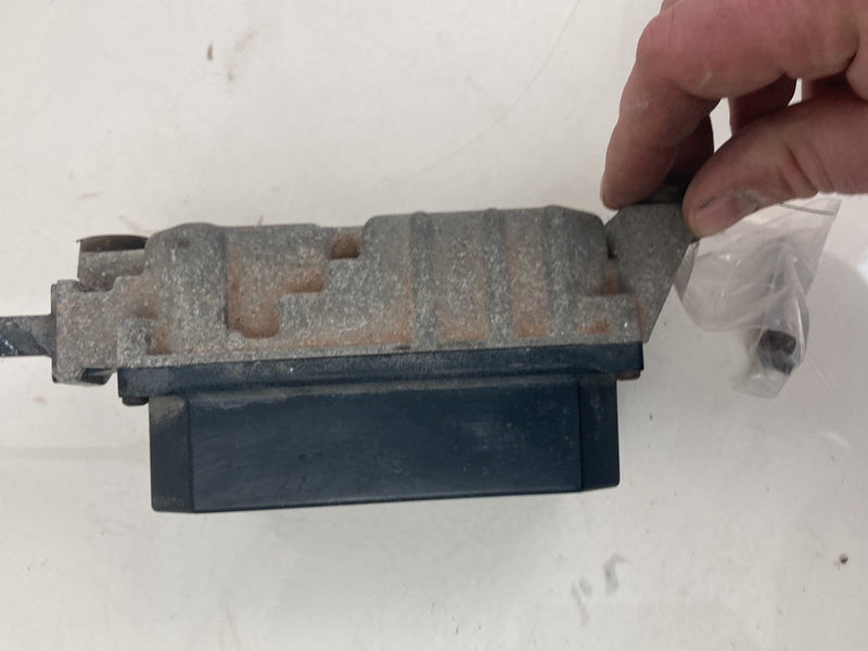 1996 Chevrolet Silverado GMT800 - Cruise Control Module PN: 25169208 J