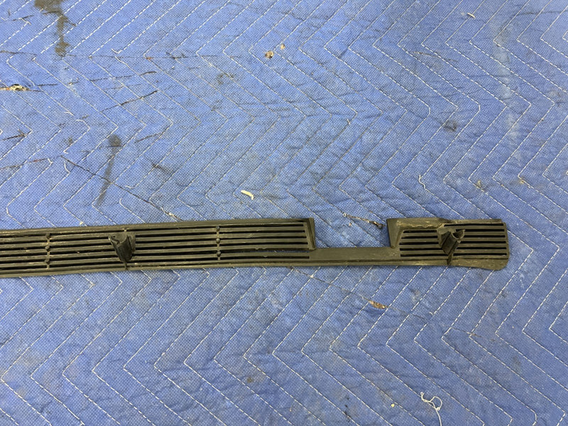 1992-1995 Volvo 940 740 Wagon Rear Hatch Hinge Cover Trim Vent OEM #3193EM