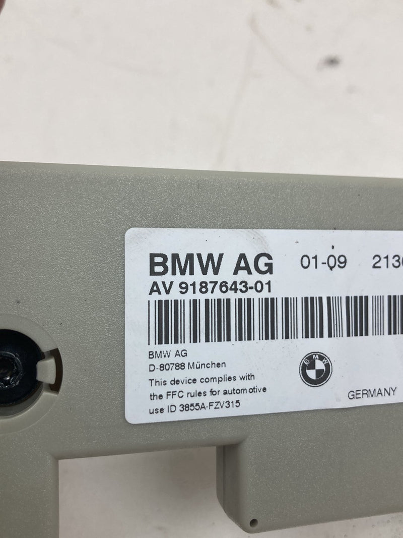 2009 BMW 328i E90- Antenna Amplifier PN: AV 9187643