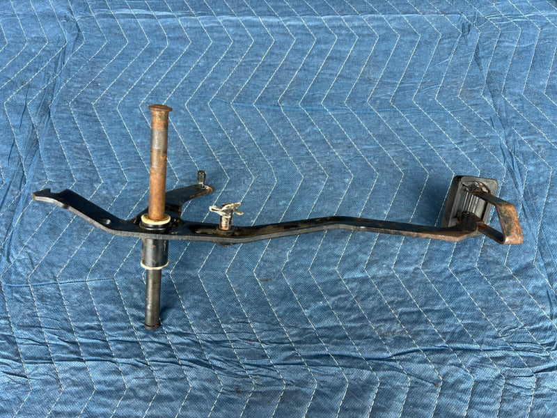 1983-1985 Porsche 944 Brake & Clutch Pedal Lever Assembly Pair OEM #2518EM