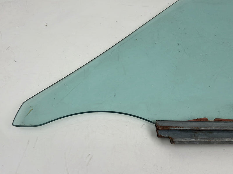 1976-1979 Cadillac Seville Front Passenger Right Window Glass OEM #5595EM
