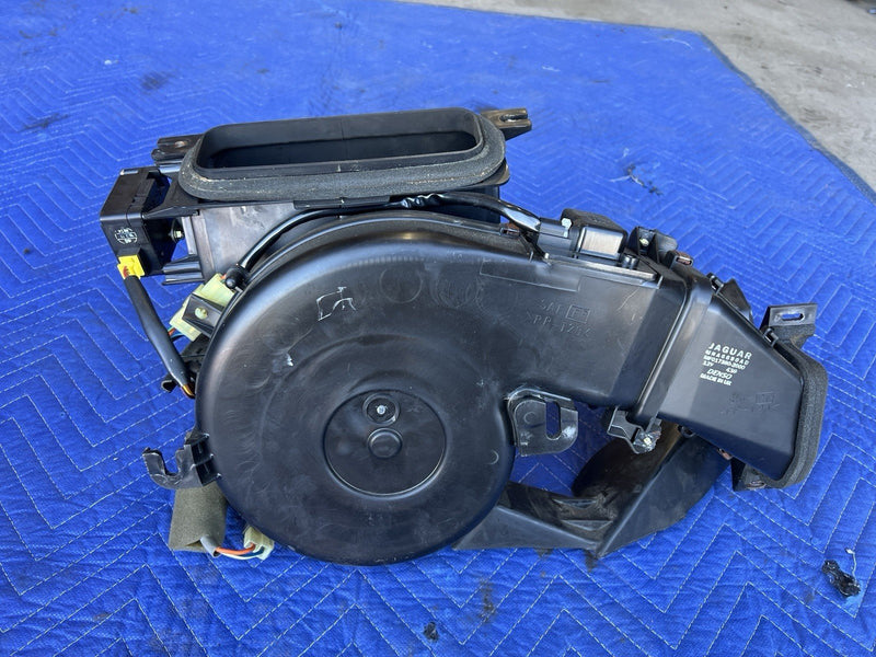 1998-2003 Jaguar XJR XJ8 X308 Heater Box Assembly Heat & AC Climate HVAC #4643E