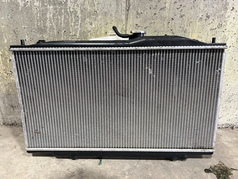 2003-2007 Honda Accord Radiator and Cooling Fan Assembly OEM #1402CN