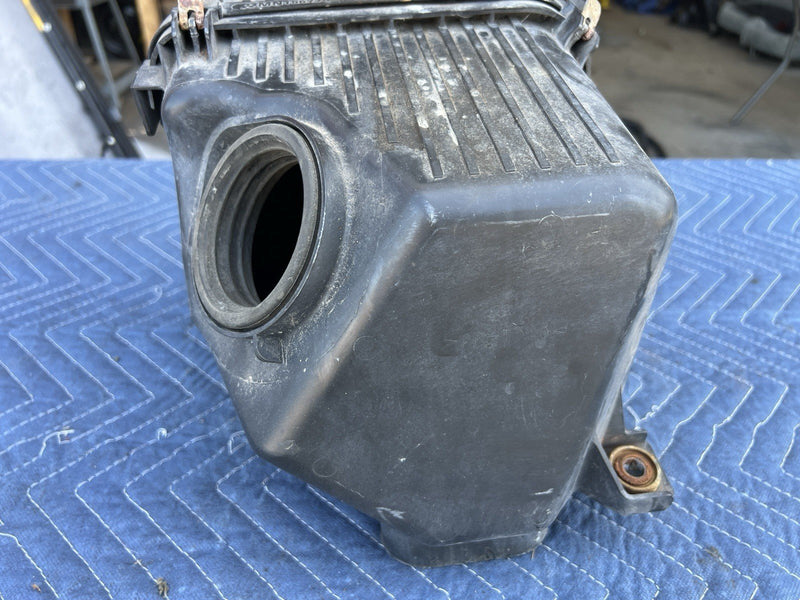 2006-2012 Mitsubishi Eclipse Air Cleaner Box Housing MN156776 OEM #3818M