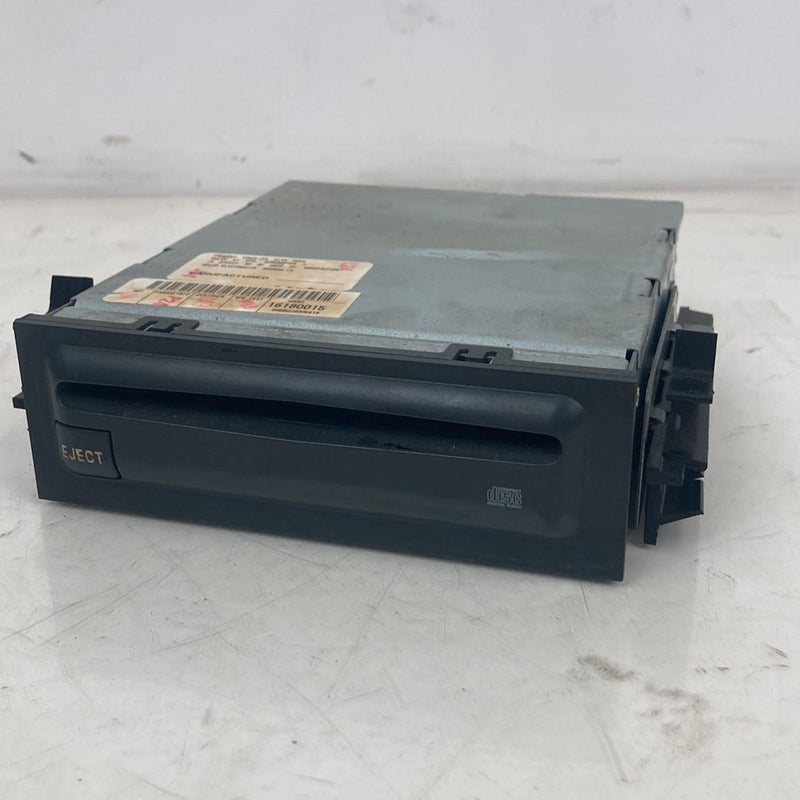 1995-1998 Chevrolet Silverado 2500 GMT400 CD Disk Player 16180015