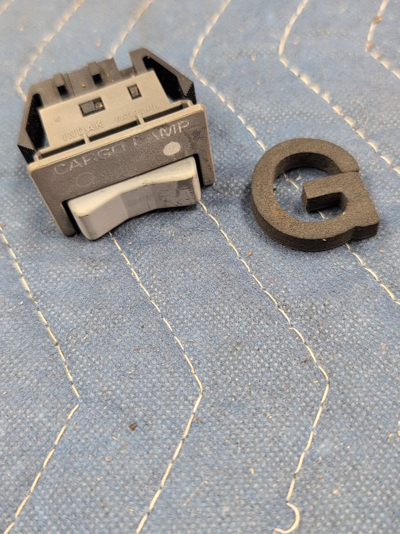 1988-1994 Chevrolet C/K 1500 Cargo Lamp Light Control Switch OEM #6395EM