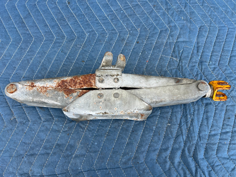 1986-1993 Volvo 240 244 Sedan Emergency Spare Tire Scissor Jack OEM #4211EM